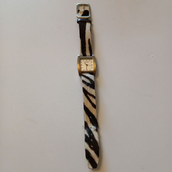 BEBE Women's Watch Cow Hair Leather Band Square Dial BEBL 3526 Japan - Picture 1 of 16